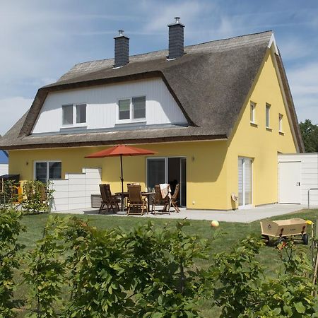 Ferienhaus Kuestensegler Breege Buitenkant foto