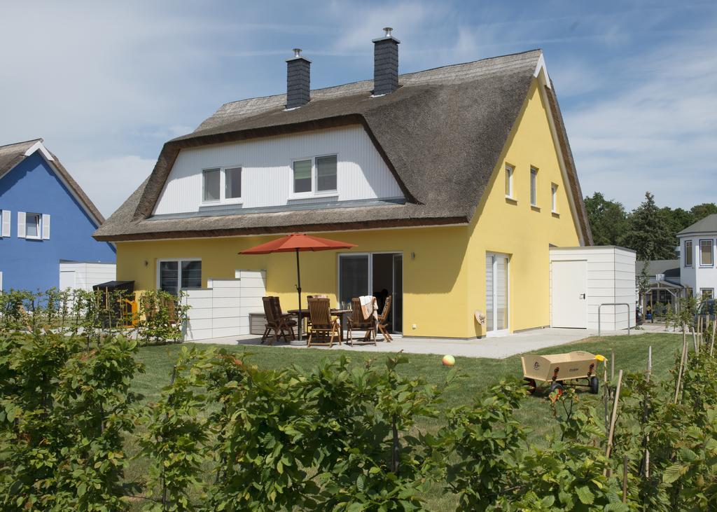 Ferienhaus Kuestensegler Breege Buitenkant foto